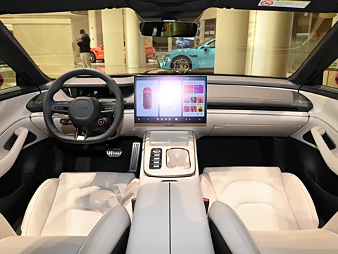 Xiaomi SU7: Revolutionizing Electric Vehicles with Unmatched Performance and Technology
