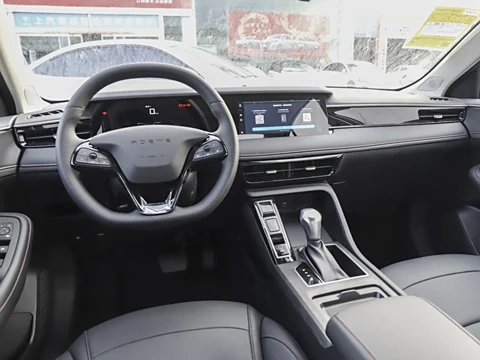  Used Roewe i5 by SAIC Motor